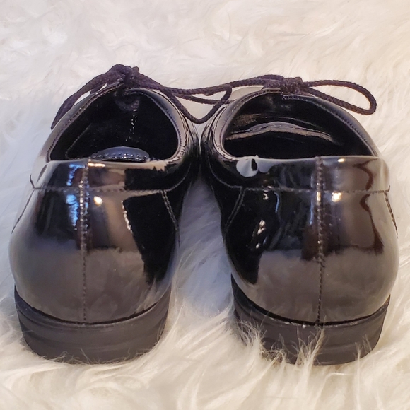 EASY SPIRIT Motion Anti-Gravity Black Patent Tie Oxfords - Picture 6 of 7